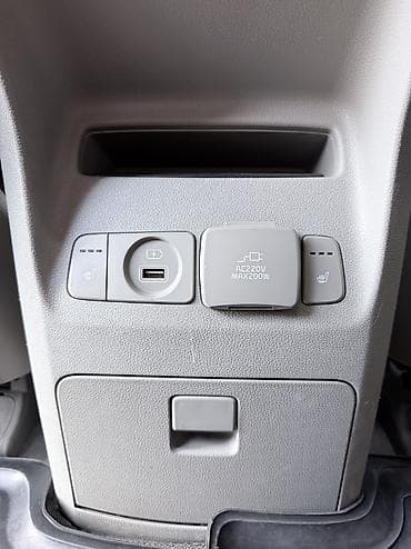 kia karneval: Kia Carnival: 2017 г., 2.2 л, Автомат, Дизель, Минивэн — 7