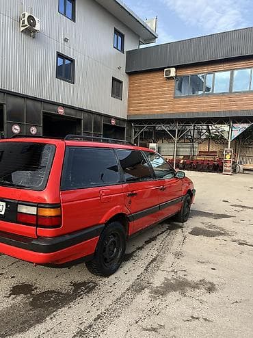 Volkswagen Passat: 1990 г., Механика, Бензин, Универсал