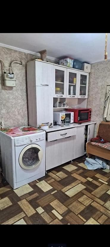 дом сдаю бишкек: 56 м², 2 комнаты, Парковка, Забор, огорожен — 1
