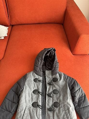 Детская утеплённая куртка Futurino Fashion, размер 104. - Цвет: серый at lalafo.kg Детская утеплённая куртка Futurino Fashion, размер 104. - Цвет: серый