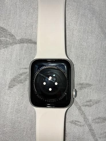 mi fit: Apple Watch Series 6, 44 мм - Корпус: алюминий (серебристый), задняя — 1