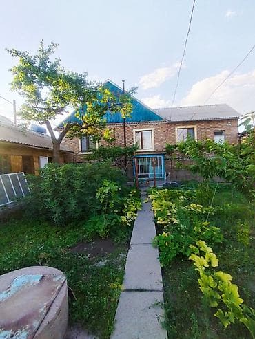 🏡 Продаётся «немецкий» дом в г. Кант 📍 Адрес: ул. Токтогула lalafo.kg да 🏡 Продаётся «немецкий» дом в г. Кант 📍 Адрес: ул. Токтогула