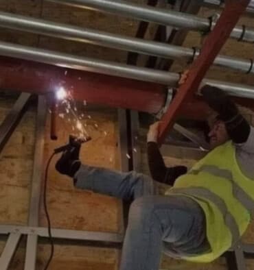 Сварщик на выезд опытный сварщик ! По Бишкеку и жилмассивам