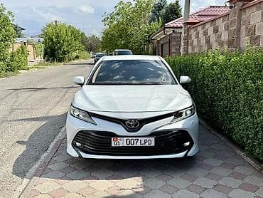 экран саната: Toyota Camry: 2018 г., 2.5 л, Автомат, Бензин, Седан — 1