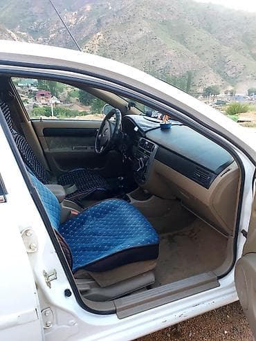 Продажа авто: Daewoo Lacetti: 2003 г., 1.5 л, Механика, Бензин, Седан — 6