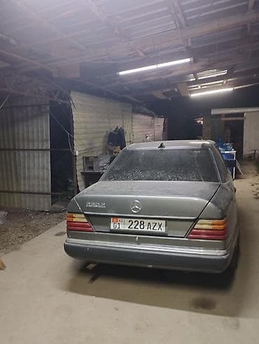 авто вит: Mercedes-Benz W124: 1995 г., 2.3 л, Автомат, Бензин, Седан — 7