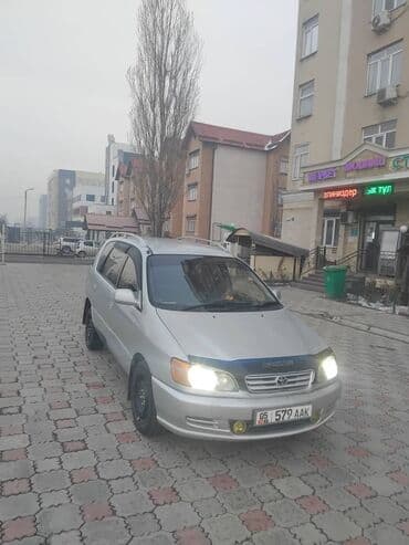 Toyota Ipsum: 2000 г., 2 л, Автомат, Бензин, Универсал