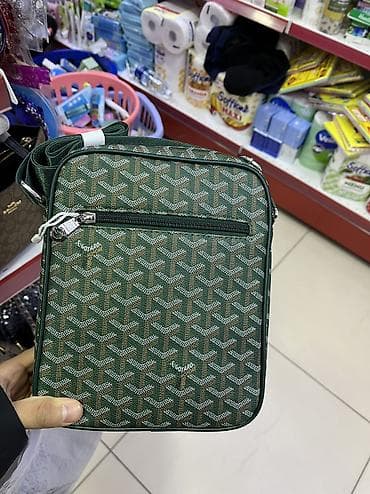 женские кошельки louis vuitton: Классическая сумка, Материал: Комбинированный материал, Регулируемый ремень, Мужские, Новый — 1