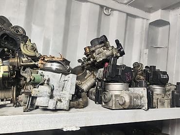 Автозапчасти: Дроссельная заслонка Nissan Оригинал — 1