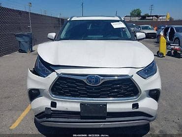 Toyota Highlander: 2021 г., 2.5 л, Автомат, Гибрид — 1
