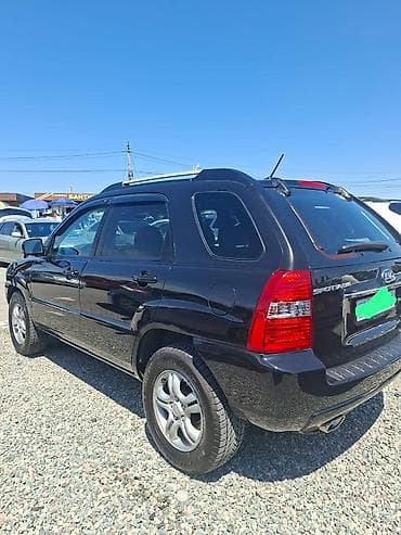 2008: Kia Sportage: 2008 г., Кроссовер — 1