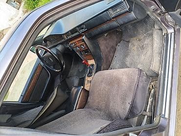 Mercedes-Benz W124: 1992 г., 2.3 л, Механика, Бензин, Седан — 4