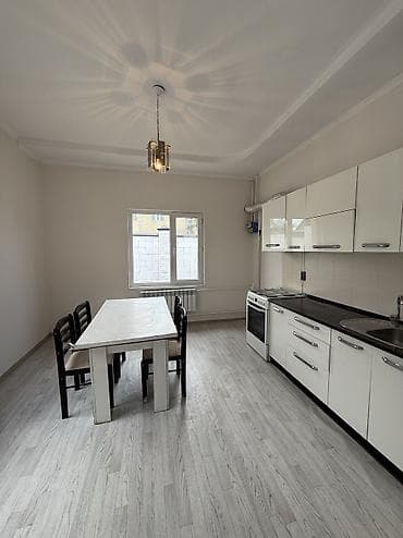 панорама парк авангард: Продается уютный дом в ЖМ Ак ордо. Сзади парком Евразия 📐 Площадь — 6