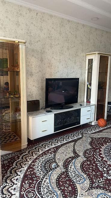 1 комната бишкек: 160 м², Эмереги менен — 10