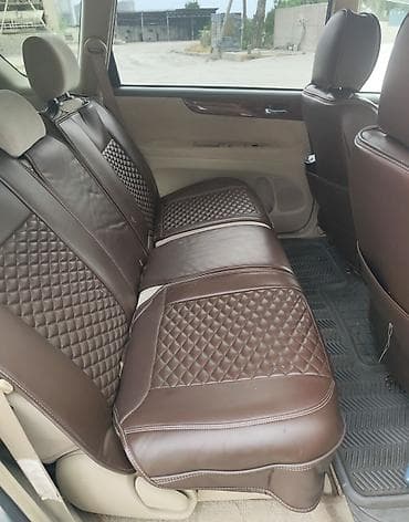 Toyota Ipsum: 2004 г., 2.4 л, Автомат, Бензин, Минивэн — 3