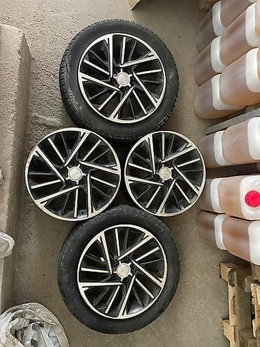 Дөңгөлөктөр монтажда 235 / 55 / R 17, Кыш, Колдонулган, Жеңил унаалар, Куйма, тешиктери - 5
