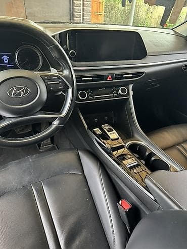 Hyundai Sonata: 2019 г., 2 л, Автомат, Газ, Седан — 9