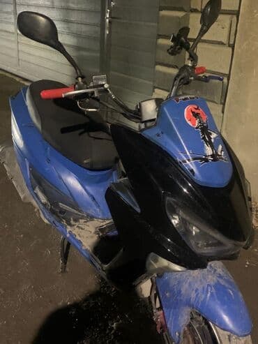 ящик для скутера: Скутер/мопед дорожный. Характеристики и особенности: - Форм‑фактор — 4