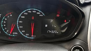 shevrolet camaro: Chevrolet Spark: 2016 г., 1 л, Автомат, Бензин, Хэтчбэк — 4