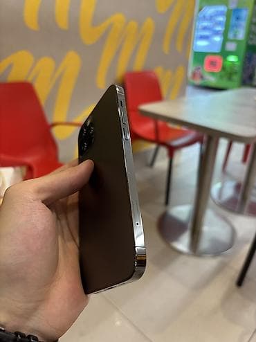 ретро телефоны: IPhone 12 Pro, Б/у, 128 ГБ, Space Gray, Чехол, 77 % — 6