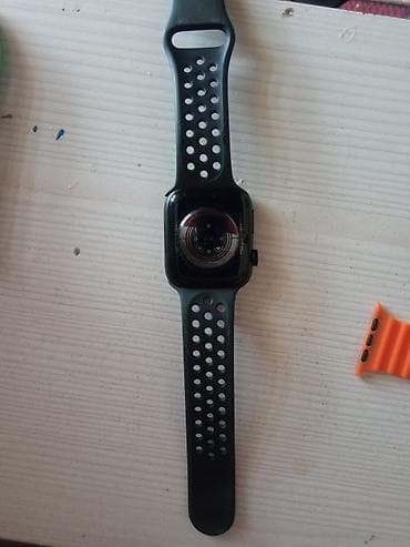 Смарт‑часы в стиле Apple Watch с перфорированным спортивным ремешком
