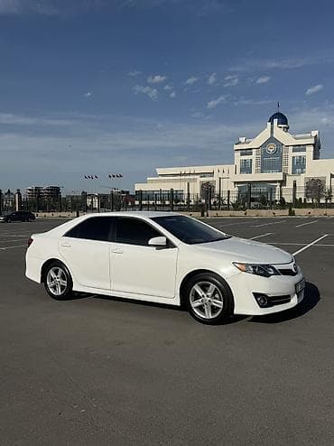 corolla s: Toyota Camry: 2012 г., 2.5 л, Типтроник, Бензин, Седан — 5