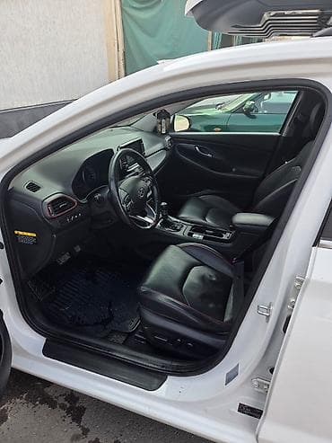hyundai i40: Hyundai i30: 2018 г., 1.6 л, Робот, Дизель, Хэтчбэк — 7