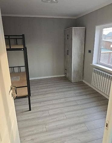 обмен на дом: Сдается компактная двух комнатная квартира, есть кухня и сан узел — 4