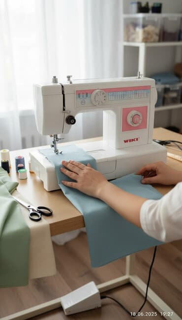 промышленные и бытовые швейные машинки: Швейная машина Электромеханическая — 1