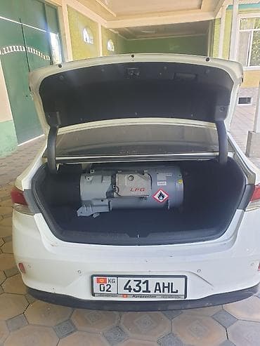 bmw xm: Hyundai Sonata: 2019 г., 2 л, Автомат, Газ, Седан — 4