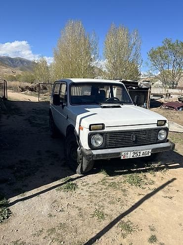 ВАЗ (ЛАДА) 2121 (4x4): 1988 г., 1.6 л, Ручные, Внедорожник