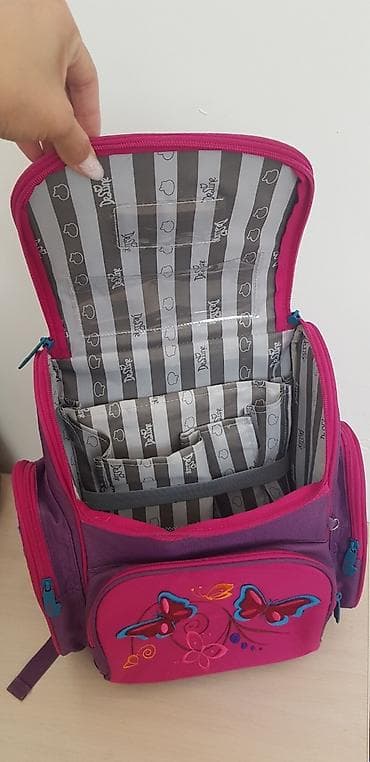 Китептер жана журналдар: Продаю рюкзак б/У. Для 1-3 классов. Состояние отличное. Как новое — 2