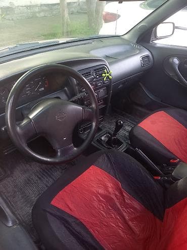 Продажа авто: Nissan Primera: 1993 г., 1.6 л, Механика — 5