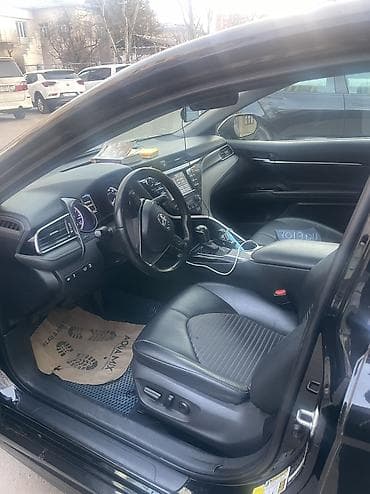 corolla s: Toyota Camry: 2020 г., 2.5 л, Автомат, Бензин, Седан — 4