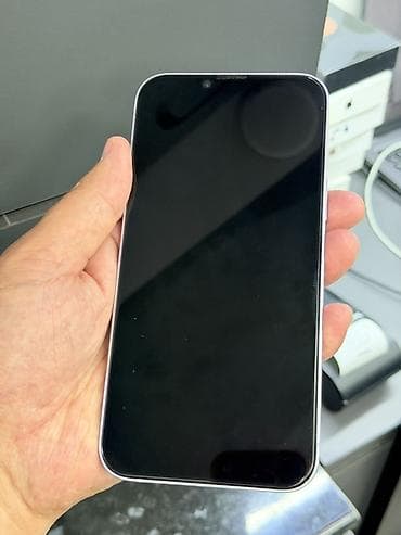 iphone osh: IPhone 14 Plus, Б/у, 128 ГБ, Защитное стекло, Чехол, 81 % — 9
