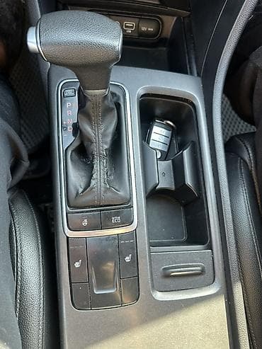 mazda 5: Kia K5: 2017 г., 2 л, Автомат, Газ, Седан — 6