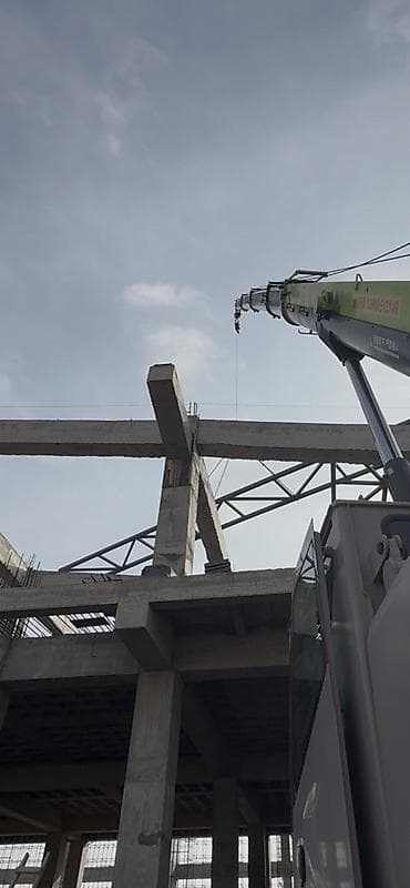 фе: Услуги автокрана. 25 тон 30 тон 35 тон 50 тон 70 тон Современный — 3