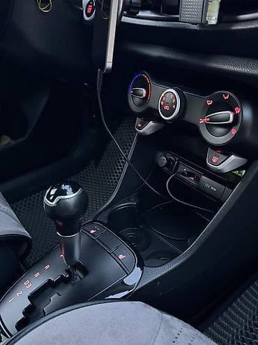 samara 2114: Kia Picanto: 2017 г., 1 л, Автомат, Бензин, Хэтчбэк — 9