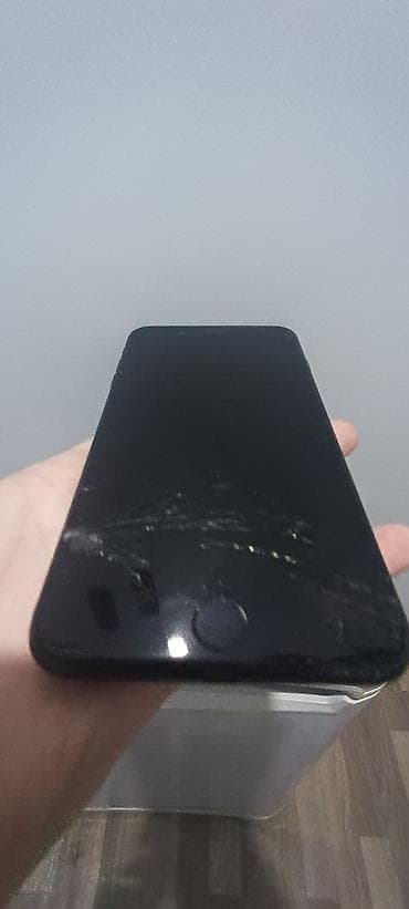 купит айфон 7 плюс бу: IPhone 7 Plus, Б/у, Черный — 1