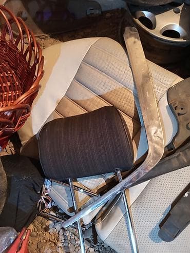 sprinter 315: W124 Mercedes сиденье нижний часть 500 сом, поворотник целый Bosch — 4