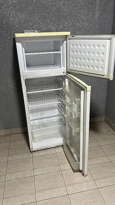 нож топорик: Холодильник Beko, Двухкамерный — 2