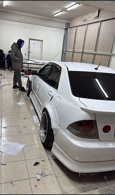 тайота машына: Toyota Altezza: 2003 г., Седан — 3