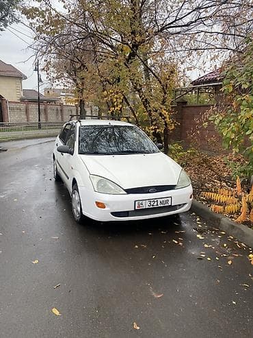 один: Ford Focus: 2000 г., 1.6 л, Механика, Бензин, Хэтчбэк — 1