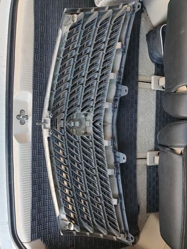 купить тойота ленд крузер в бишкеке: Решетка радиатора Toyota 2006 г., Б/у, Оригинал — 3