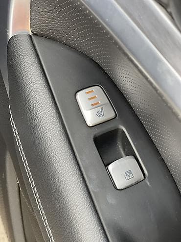 Hyundai Genesis: 2020 г., 3.3 л, Автомат, Бензин, Седан — 10