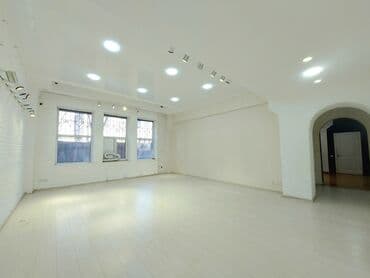 срочна продаю дом дордой: Ижарага берем Офистик, 100 м², Турак комплексинде, Коопсуздук системасы менен, Юридикалык дареги менен, Өзүнчө санитардык түйүнү менен — 1