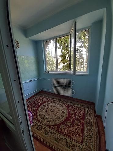 микрорайон: 1 комната, 33 м², 105 серия, 3 этаж — 7