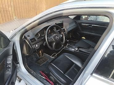 турсик мерс: Mercedes-Benz C-Class: 2008 г., 2.5 л, Автомат, Бензин, Универсал — 4
