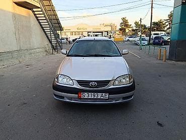 Унаа: Toyota Avensis: 2001 г., 2 л, Кол менен иштөөчү, Дизель, Универсал — 7