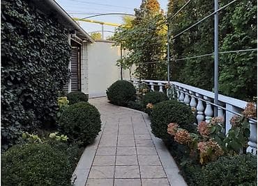 загородные домики: Срочно -срочно Продаётся большой 3-х уровневый особняк с просторным — 2